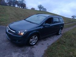 Grau Gebraucht 2008 Opel Astra Kombi | 1.800 € (Fairer Preis)