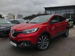 Rot Gebraucht 2016 Renault Kadjar Bose Edition SUV | 12.400 € (Fairer Preis)