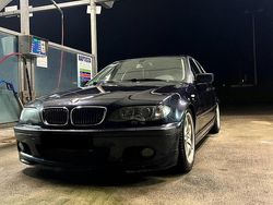 Blau Gebraucht 2001 BMW 325 Limousine | 5.490 € (Etwas zu teuer)