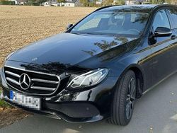 Schwarz Gebraucht 2019 Mercedes E220 Avantgarde Kombi | 22.500 € (Superpreis)