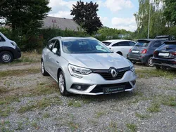 Platingrau Gebraucht 2020 Renault Mégane GrandTour Business Kombi | 14.290 € (Fairer Preis)