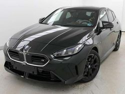 Black sapphire metallic Gebraucht 2024 BMW 135 Kleinwagen | 42.240 € (Teuer)