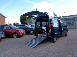 Blau Gebraucht 2002 Renault Kangoo Van / Kleinbus | 6.750 €