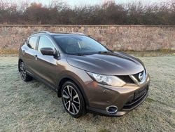 Braun Gebraucht 2015 Nissan Qashqai 360º SUV | 8.899 € (Guter Preis)