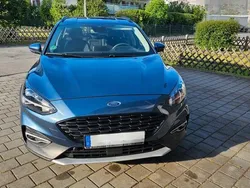 Blau Gebraucht 2019 Ford Focus Active Kombi | 18.000 € (Teuer)