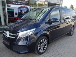Cavasanitblaumet Gebraucht 2021 Mercedes V220 Edition Van / Kleinbus | 43.800 € (Etwas zu teuer)