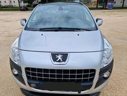 Silber Gebraucht 2011 Peugeot 3008 SUV | 3.299 € (Fairer Preis)