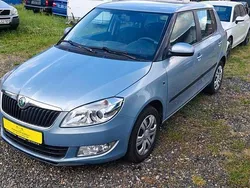 Blau Gebraucht 2011 Skoda Fabia Limousine | 3.500 € (Fairer Preis)