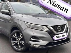 Grau Gebraucht 2019 Nissan Qashqai N-Connecta SUV | 17.500 € (Fairer Preis)