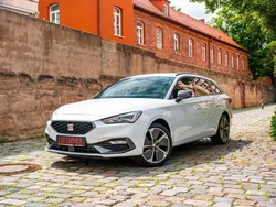 Weiß Gebraucht 2021 Seat Leon FR Kombi | 18.500 € (Fairer Preis)