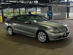 Grau Gebraucht 2010 Mercedes E350 Coupé | 10.500 € (Fairer Preis)