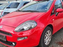 Rot Gebraucht 2015 Fiat Punto Lounge Kleinwagen | 7.390 € (Teuer)