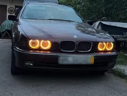 Rot Gebraucht 1998 BMW 523 Kombi | 1.400 € (Guter Preis)