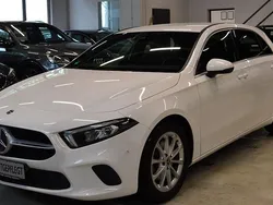 Weiß Gebraucht 2018 Mercedes A200 Limousine | 18.500 € (Fairer Preis)
