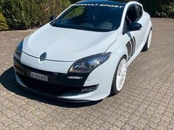 Weiß Gebraucht 2012 Renault Mégane Coupé Trophy Coupé | 16.800 €
