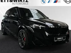 Schwarz Gebraucht 2025 BMW X1 Luxury Line SUV | 47.390 €