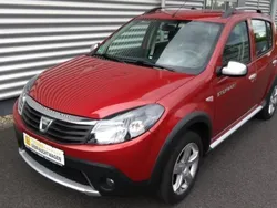 Rot metallic Gebraucht 2012 Dacia Sandero Stepway Kleinwagen | 6.890 € (Fairer Preis)