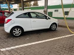 Weiß Gebraucht 2013 Opel Corsa Kleinwagen | 3.299 € (Fairer Preis)