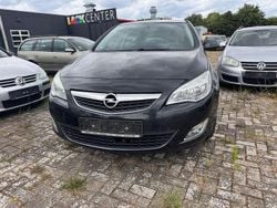 Schwarz Gebraucht 2011 Opel Astra Design Edition Limousine | 1.600 € (Guter Preis)