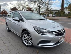 Silber Gebraucht 2017 Opel Astra Edition Kombi | 5.990 € (Fairer Preis)