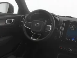 Schwarz Gebraucht 2022 Volvo XC40 Plus SUV | 32.990 € (Fairer Preis)
