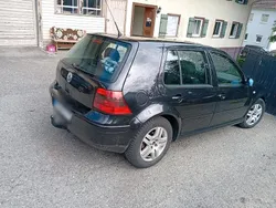 Schwarz Gebraucht 2000 VW Golf IV Limousine | 900 € (Guter Preis)