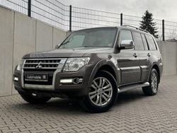 Braun Gebraucht 2016 Mitsubishi Pajero Top SUV | 27.999 € (Guter Preis)