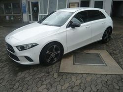 Weiß Gebraucht 2020 Mercedes A200 Night Limousine | 21.990 € (Etwas zu teuer)