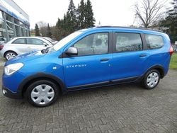 Blau Gebraucht 2017 Dacia Lodgy Stepway Van / Kleinbus | 7.800 € (Guter Preis)
