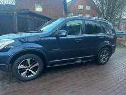 Blau Gebraucht 2016 Ssangyong (KGM) Rexton SUV | 11.599 € (Guter Preis)