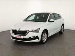 Weiß Gebraucht 2023 Skoda Scala Kleinwagen | 22.490 € (Fairer Preis)
