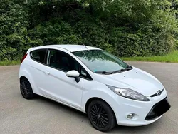 Weiß Gebraucht 2012 Ford Fiesta Trend Kleinwagen | 3.500 € (Fairer Preis)