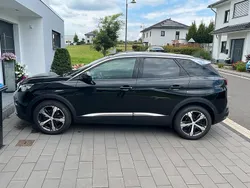 Schwarz Gebraucht 2019 Peugeot 3008 Allure SUV | 19.200 € (Fairer Preis)