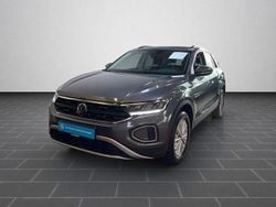 Indiumgrau metallic (metallic) Gebraucht 2023 VW T-Roc Life SUV | 23.220 € (Superpreis)