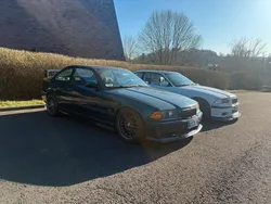 Grün Gebraucht 1995 BMW 328 Coupé | 9.500 €