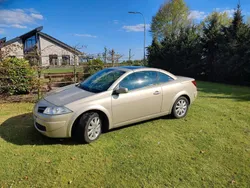 Braun Gebraucht 2008 Renault Mégane Cabriolet Cabrio | 3.500 € (Fairer Preis)