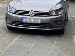 Braun Gebraucht 2014 VW Golf VII Sport Limousine | 13.000 € (Etwas zu teuer)
