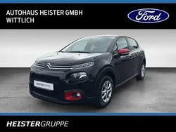 Schwarz (lackierung schwarz perla nera/metallic klarlack) Gebraucht 2018 Citroën C3 Feel Kleinwagen | 8.950 € (Fairer Preis)