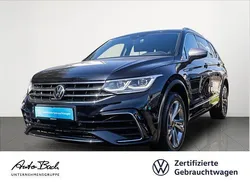 Schwarz (deep black perleffekt) Gebraucht 2022 VW Tiguan Allspace R-line SUV | 38.440 € (Fairer Preis)