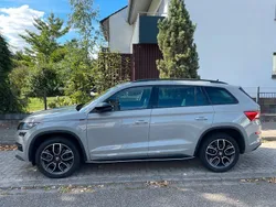 Grau Gebraucht 2021 Skoda Kodiaq SportLine SUV | 36.500 € (Etwas zu teuer)