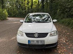 Weiß Gebraucht 2009 VW Fox Kleinwagen | 2.100 € (Fairer Preis)