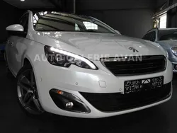 Weiß Gebraucht 2015 Peugeot 308 Allure Kombi | 7.900 € (Fairer Preis)