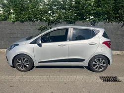Silber Gebraucht 2016 Hyundai i10 Passion Kleinwagen | 8.799 € (Fairer Preis)