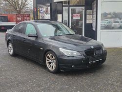 Schwarz Gebraucht 2006 BMW 523 Limousine | 2.900 €