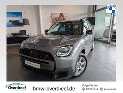 Grün Gebraucht 2024 Mini Countryman Favoured SUV | 36.790 € (Teuer)