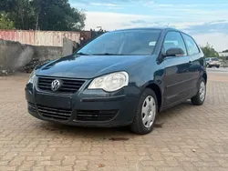 Grau Gebraucht 2005 VW Polo Limousine | 1.990 € (Fairer Preis)