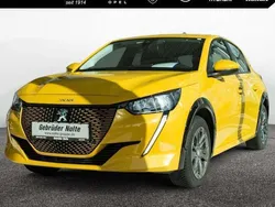 Gelb Gebraucht 2021 Peugeot e-208 Active Kleinwagen | 16.450 € (Fairer Preis)