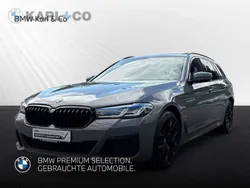 Grau Gebraucht 2021 BMW 520 M Sport Kombi | 37.688 € (Teuer)