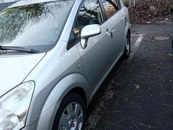 Silber Gebraucht 2004 Toyota Corolla Kombi | 3.800 € (Fairer Preis)