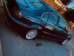 Blau Gebraucht 2000 BMW 320 Limousine | 4.000 € (Teuer)